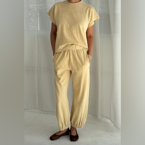 Le Bon Shoppe Pants - NWT Le Bon Shoppe Balloon Pant and Jeanne Tee Set in Butter